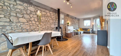 Maison - 240 m² - 6 pièces