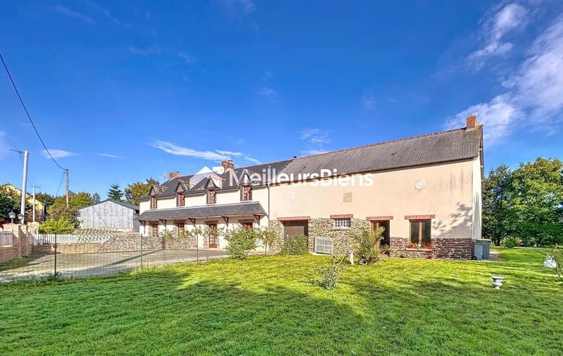 Maison - 230 m² - 10 pièces