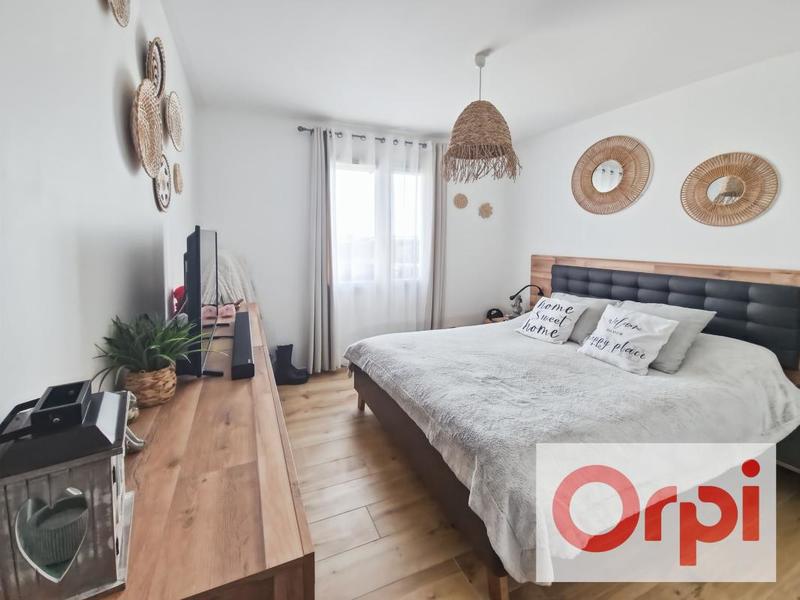 Maison - 93 m² - 4 pièces