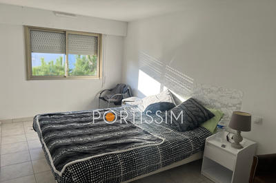 Appartement - 99 m² - 4 pièces