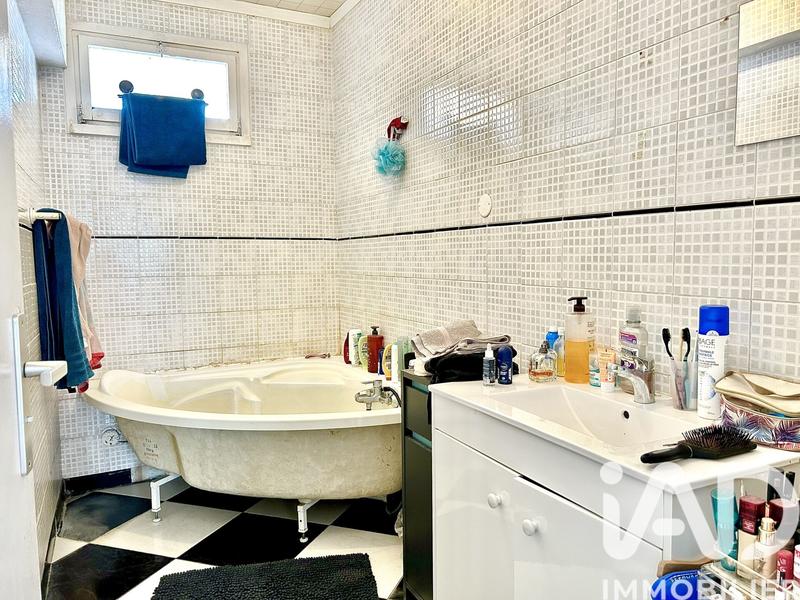 Appartement - 96 m² - 3 pièces