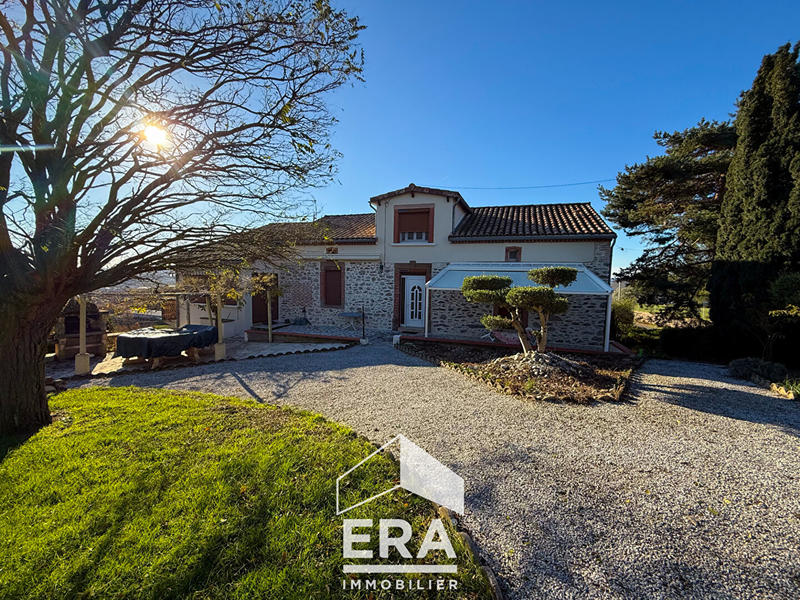 Maison - 180 m² - 5 pièces