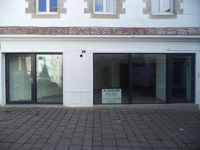 Immeuble - 230 m² - 2 pièces