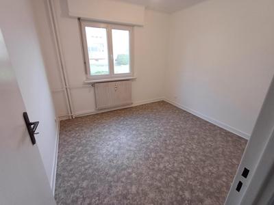 Appartement - 92 m² - 5 pièces