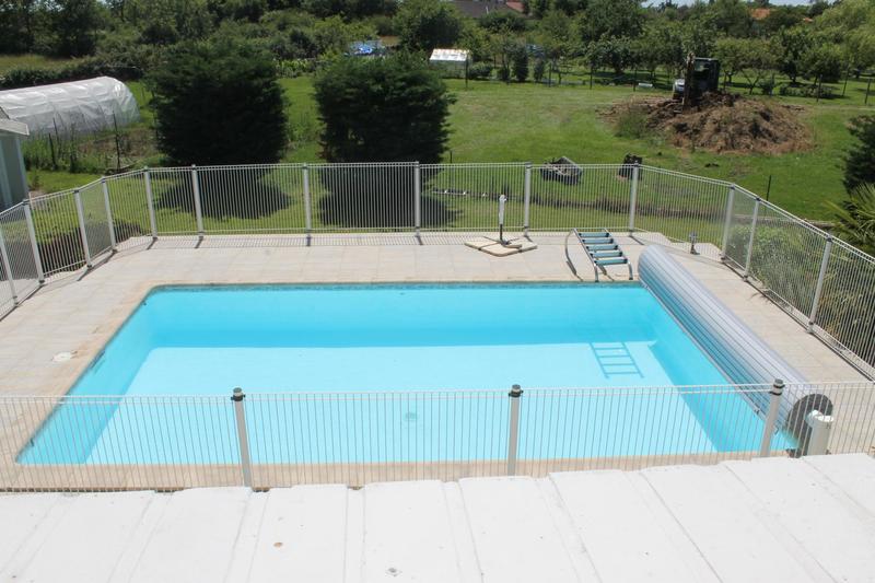 Maison - 256 m² - 7 pièces