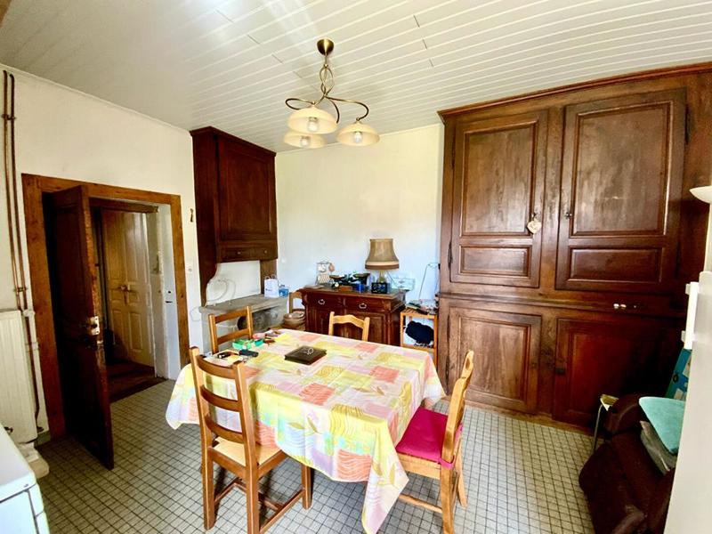 Propriété - 310 m² - 7 pièces