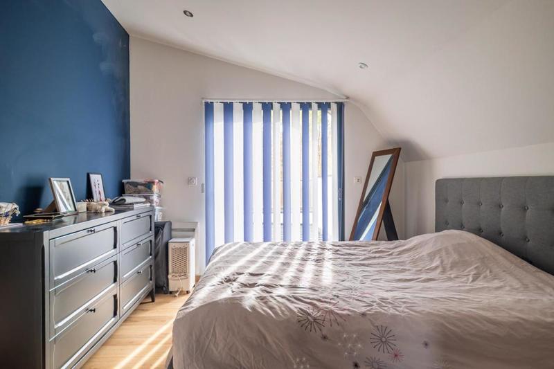 Maison - 206 m² - 7 pièces