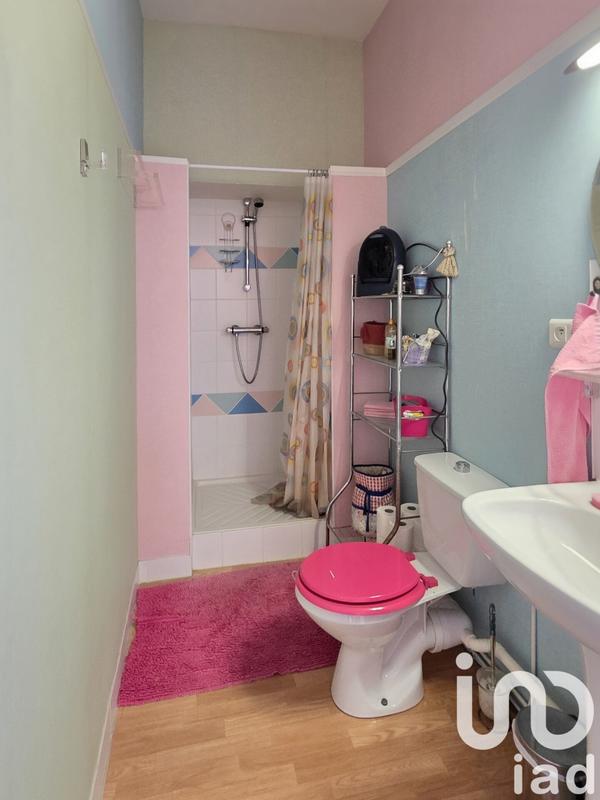 Maison - 217 m² - 9 pièces