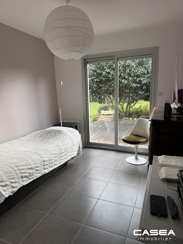 Maison - 147 m² - 8 pièces