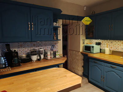 Maison - 96 m² - 5 pièces