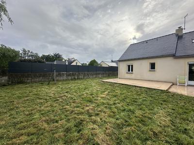 Maison traditionnelle - 131 m² - 7 pièces