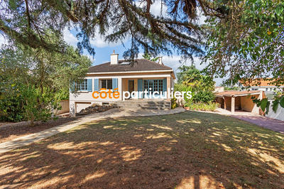 Maison - 170 m² - 5 pièces