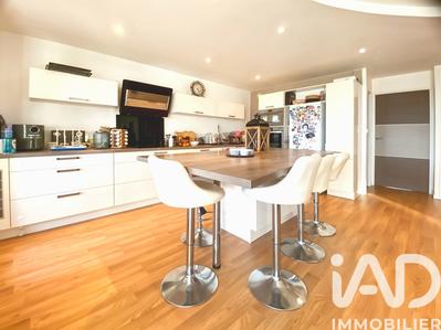 Appartement - 83 m² - 4 pièces