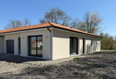 Maison - 110 m² - 4 pièces