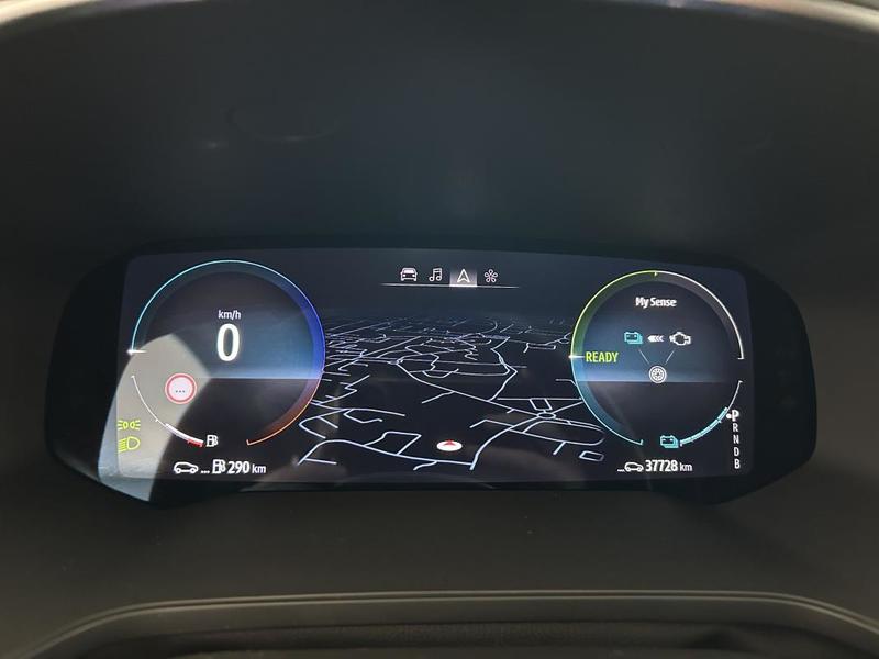 Renault Captur E-Tech full hybrid 145 Techno fast track