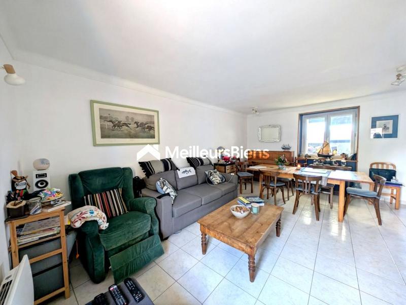 Maison - 133 m² - 6 pièces