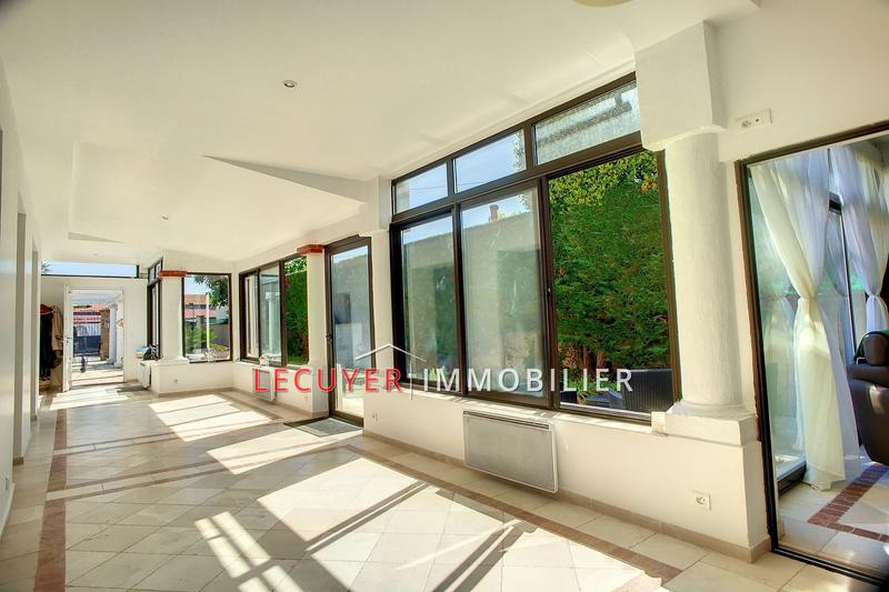 Appartement - 151 m² - 5 pièces