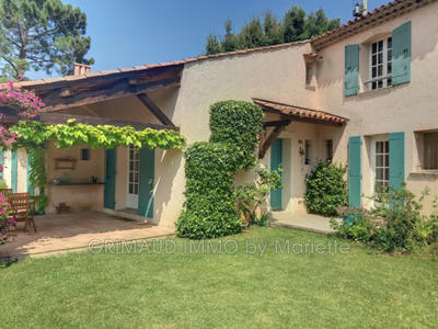 Villa - 225 m² - 6 pièces