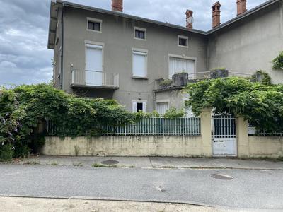 Maison - 136 m² - 7 pièces