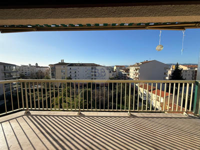 Appartement - 96 m² - 4 pièces