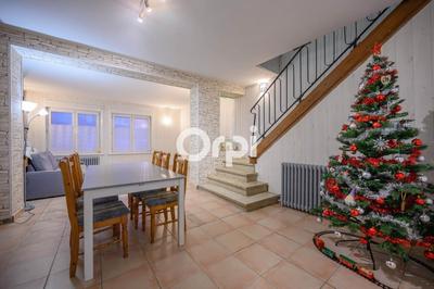 Maison - 149 m² - 4 pièces