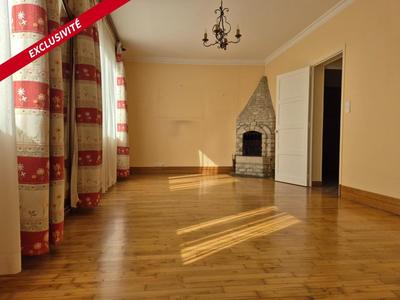 Maison - 121 m² - 6 pièces