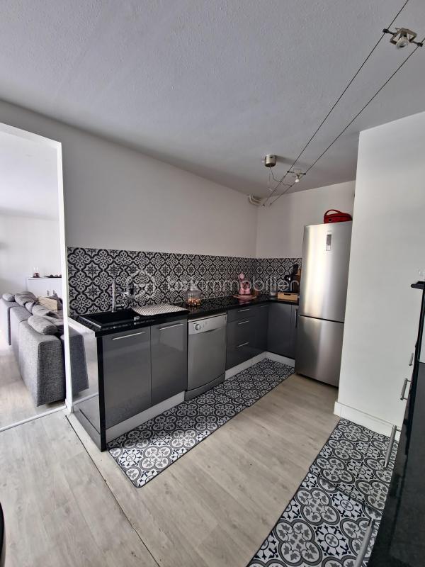Appartement - 99 m² - 5 pièces