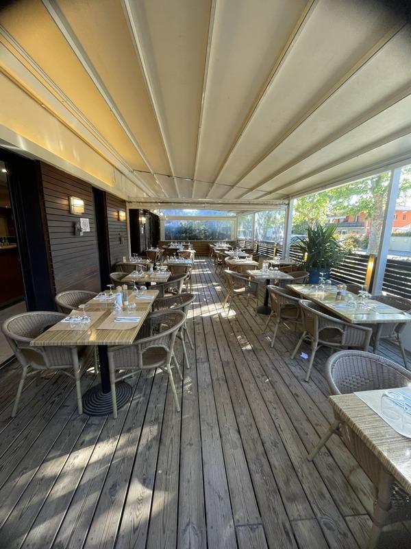 Fonds de commerce - 412 m²