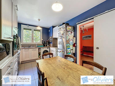 Maison - 145 m² - 8 pièces