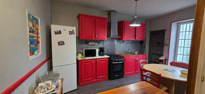 Maison - 110 m² - 6 pièces