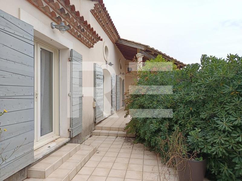 Maison - 198 m² - 5 pièces