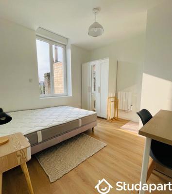 Chambre - 12 m² - 1 pièce