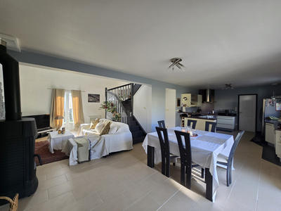 Maison - 146 m² - 6 pièces