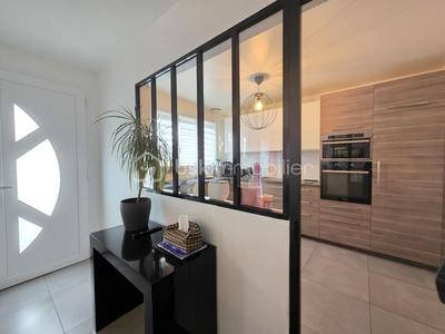 Maison - 193 m² - 8 pièces