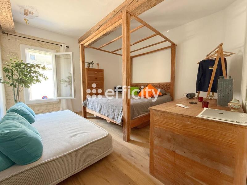 Maison bourgeoise - 207 m² - 10 pièces