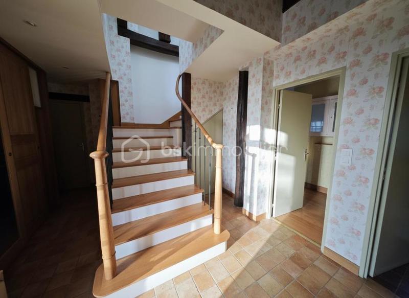 Maison en pierre - 161 m² - 9 pièces