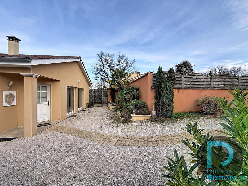 Maison - 97 m² - 4 pièces