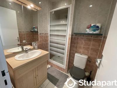 Chambre - 9 m² - 1 pièce