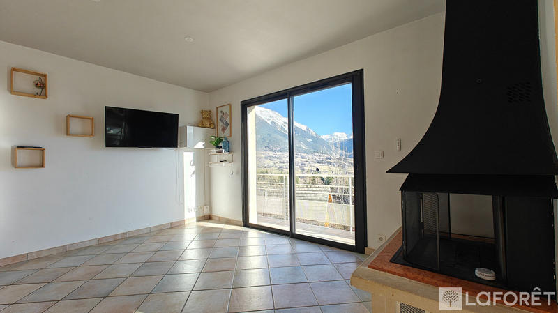 Maison - 166 m² - 8 pièces