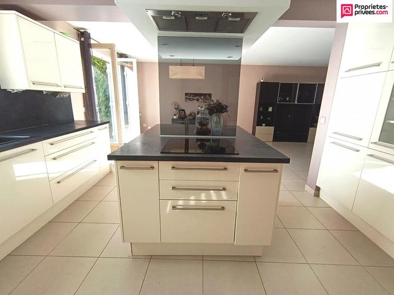 Maison - 128 m² - 6 pièces