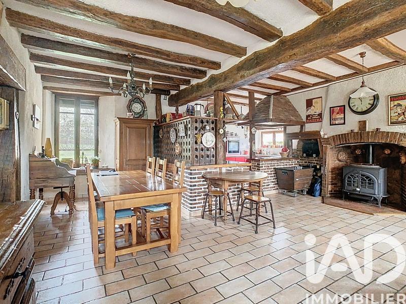 Maison - 238 m² - 6 pièces