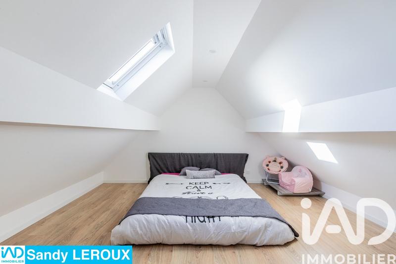 Maison - 90 m² - 5 pièces