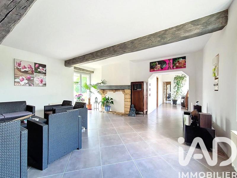 Maison - 185 m² - 7 pièces