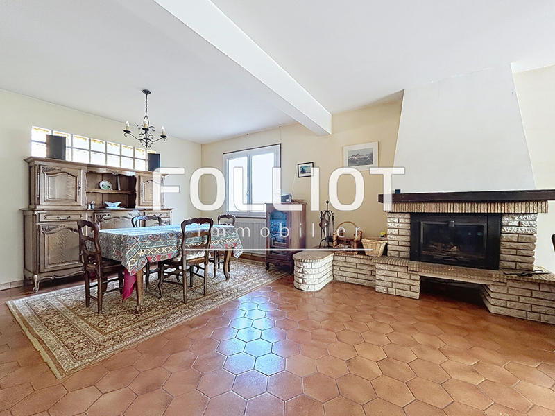 Maison - 110 m² - 6 pièces