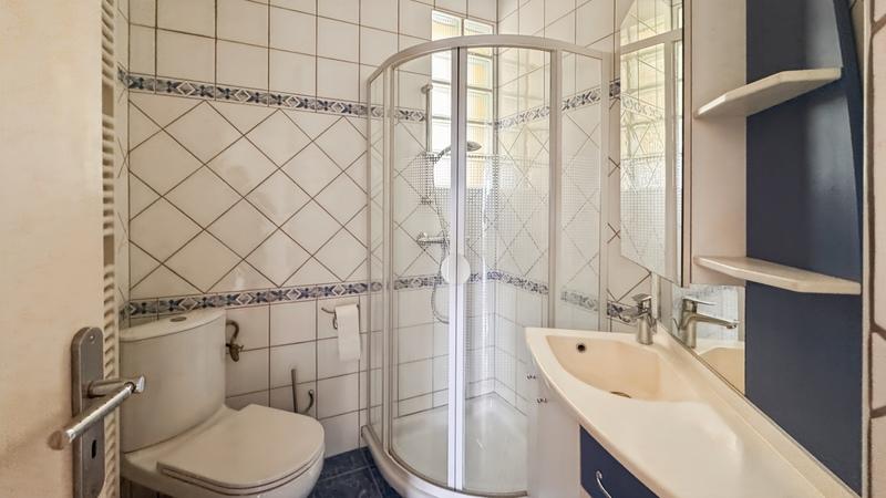 Maison - 184 m² - 6 pièces