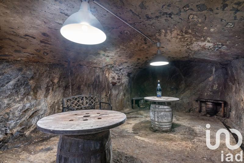 Maison - 180 m² - 6 pièces