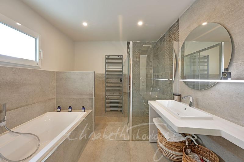 Appartement - 130 m² - 4 pièces