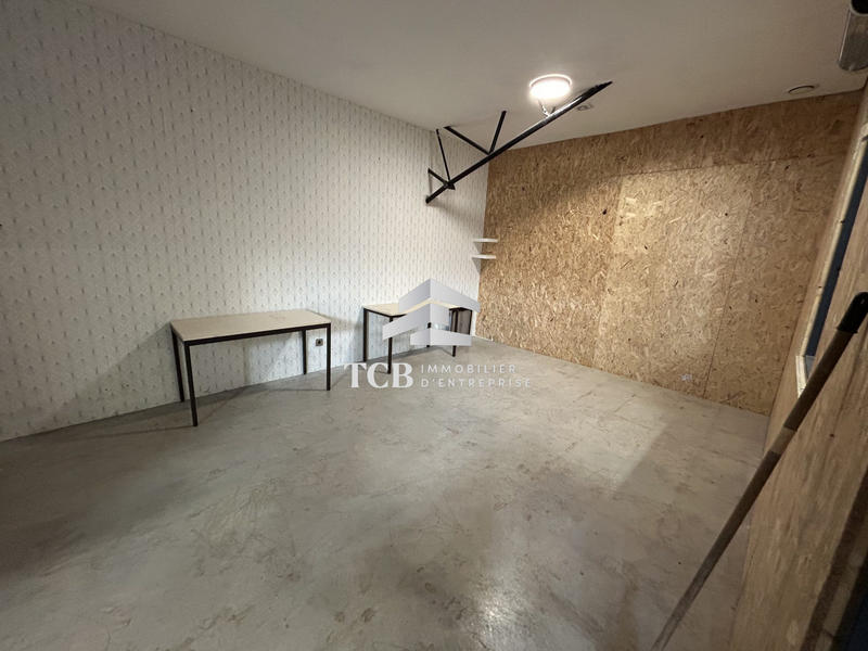 Local d'activités - 345 m²