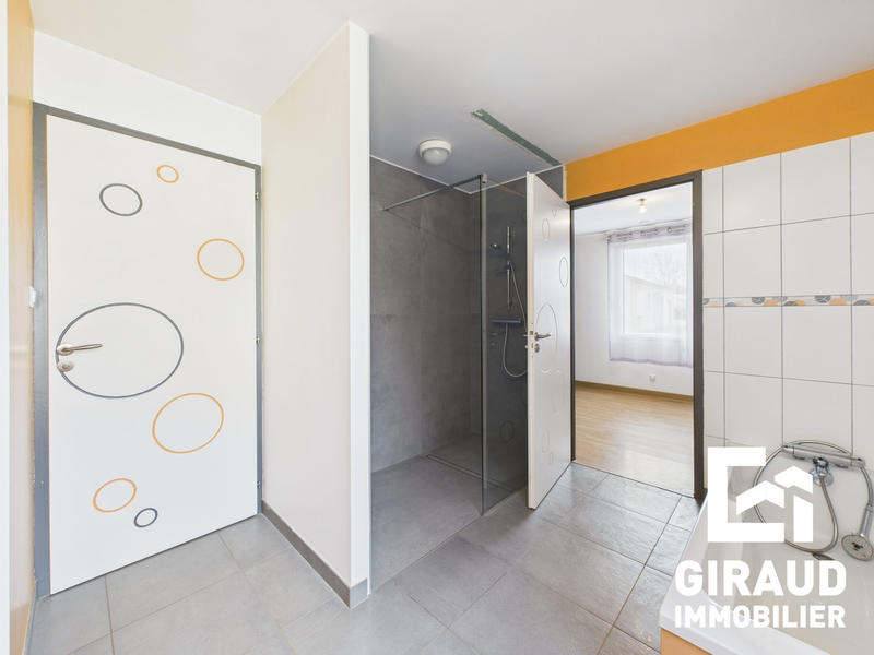 Maison - 92 m² - 4 pièces