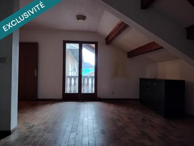 Appartement - 100 m² - 4 pièces